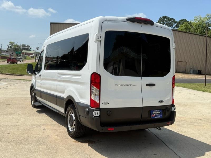 Ford Transit 350 Wagon Med. Roof XL w/Sliding Pass. 148-in. WB 2020
