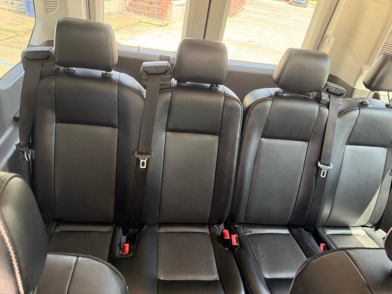 Ford Transit 350 Wagon Med. Roof XL w/Sliding Pass. 148-in. WB 2020
