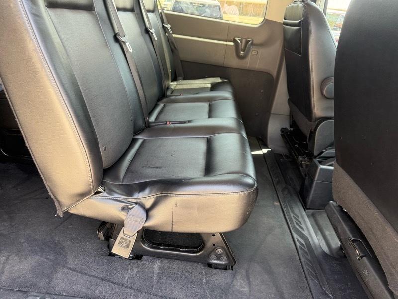 Ford Transit 350 Wagon Med. Roof XL w/Sliding Pass. 148-in. WB 2020