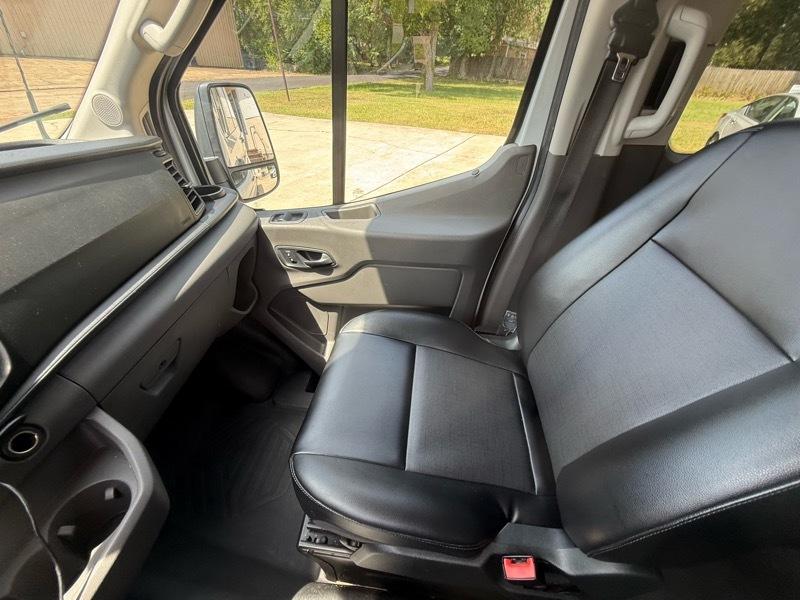 Ford Transit 350 Wagon Med. Roof XL w/Sliding Pass. 148-in. WB 2020