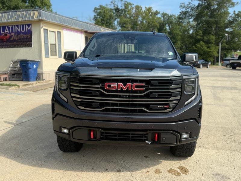 GMC Sierra 1500 AT4 Crew Cab 4WD 2023