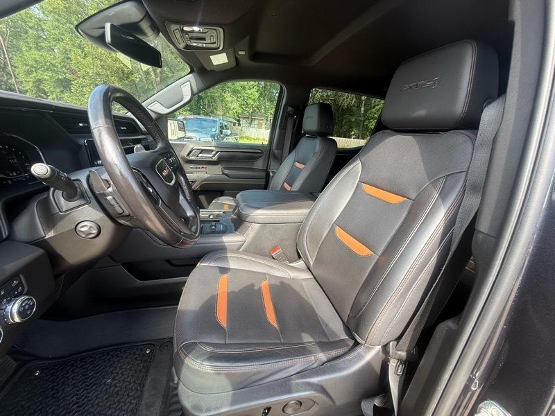 GMC Sierra 1500 AT4 Crew Cab 4WD 2023