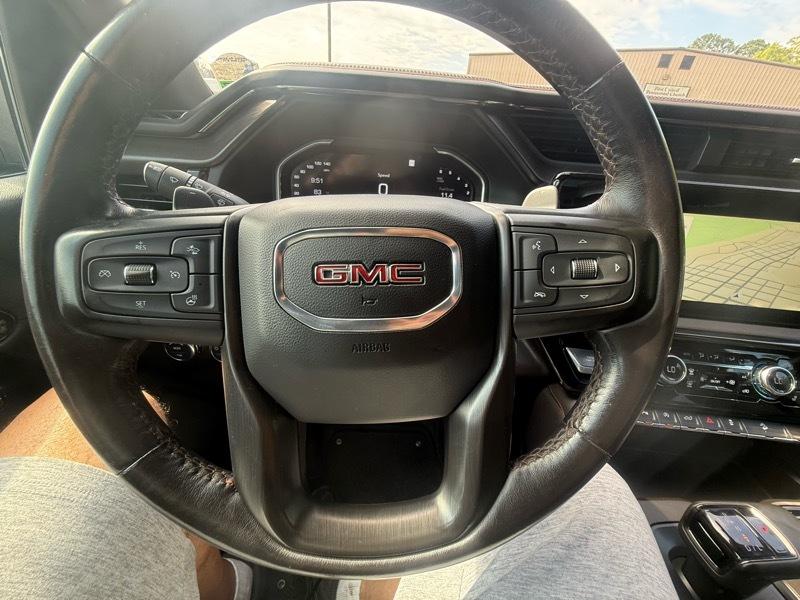 GMC Sierra 1500 AT4 Crew Cab 4WD 2023