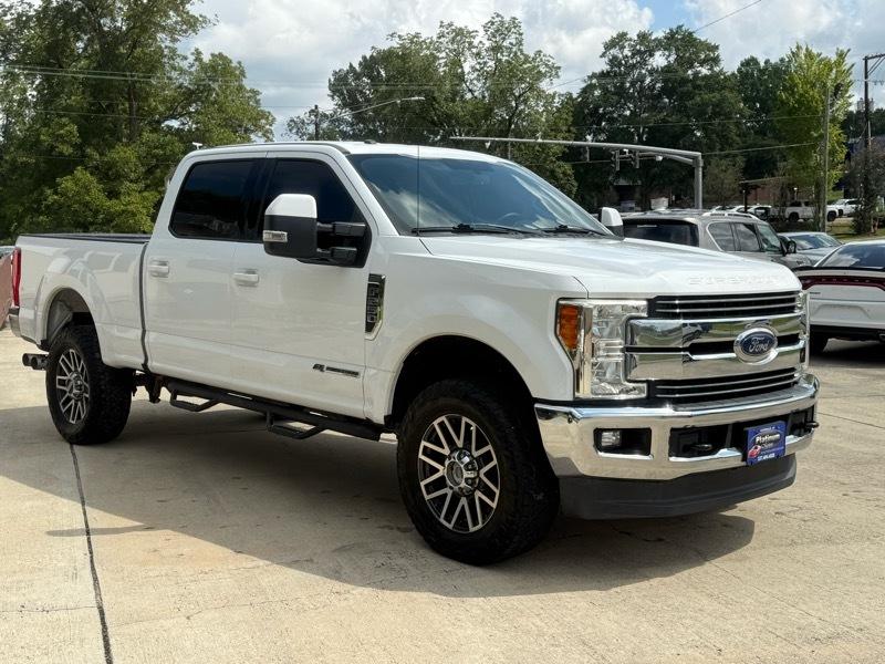 Ford F-250 SD Lariat Crew Cab 4WD 2017