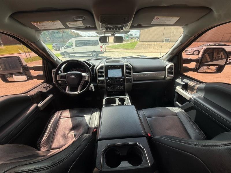 Ford F-250 SD Lariat Crew Cab 4WD 2017