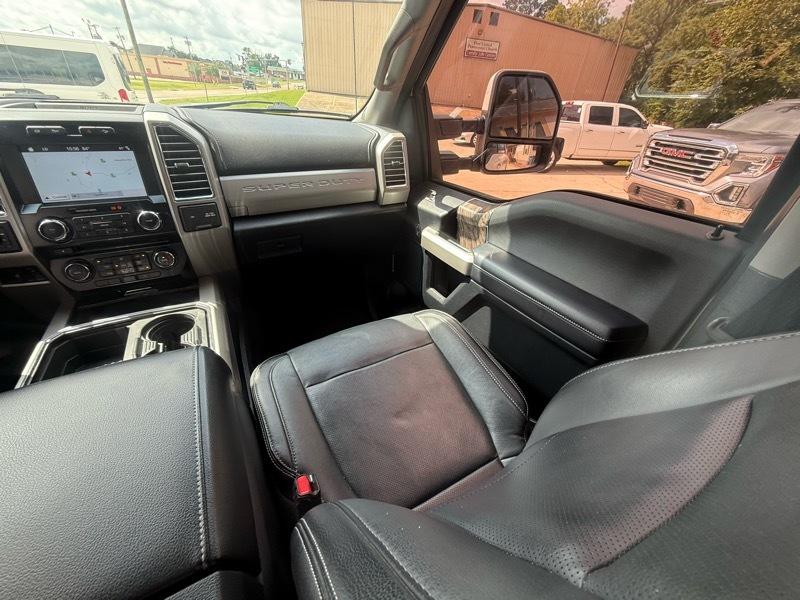 Ford F-250 SD Lariat Crew Cab 4WD 2017