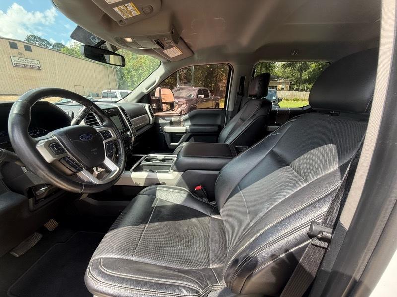 Ford F-250 SD Lariat Crew Cab 4WD 2017