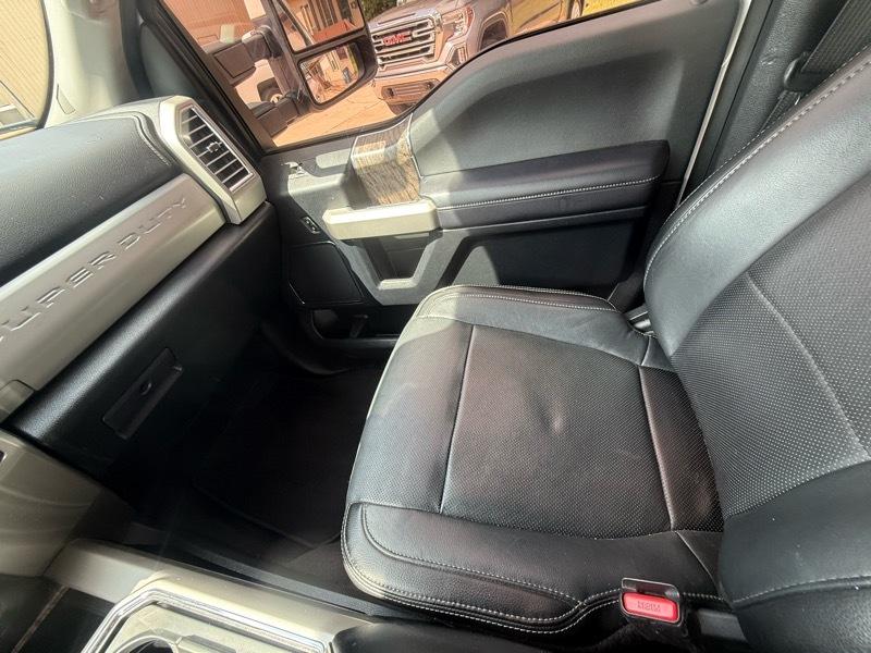 Ford F-250 SD Lariat Crew Cab 4WD 2017