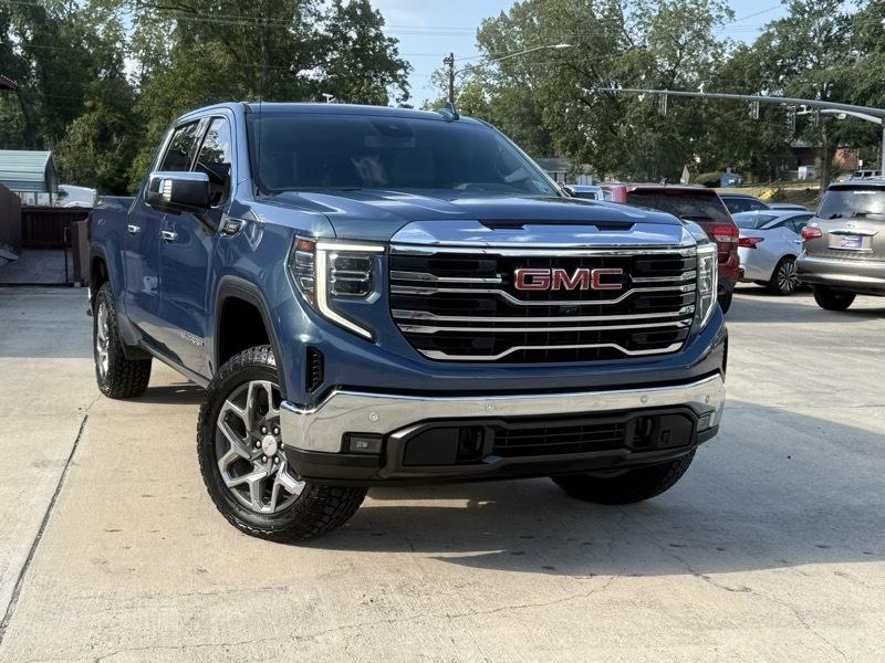 2024 GMC Sierra 1500 4WD Crew Cab 143.5" SLT