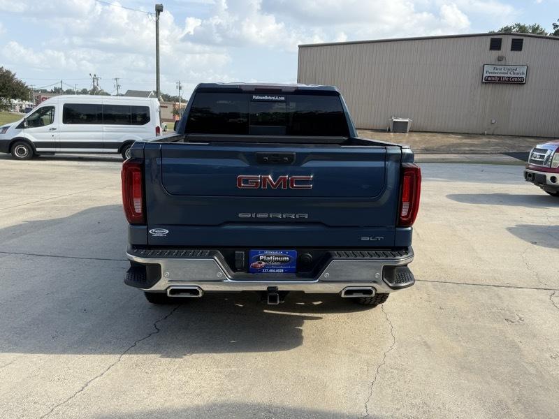 GMC Sierra 1500 4WD Crew Cab 143.5" SLT 2024