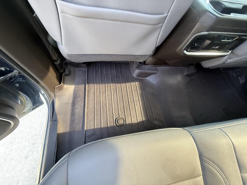 GMC Sierra 1500 4WD Crew Cab 143.5" SLT 2024