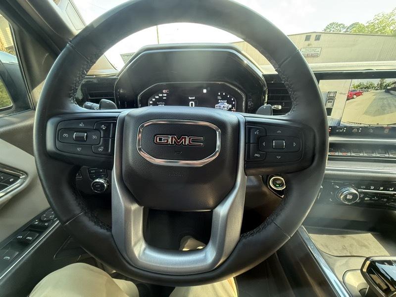 GMC Sierra 1500 4WD Crew Cab 143.5" SLT 2024