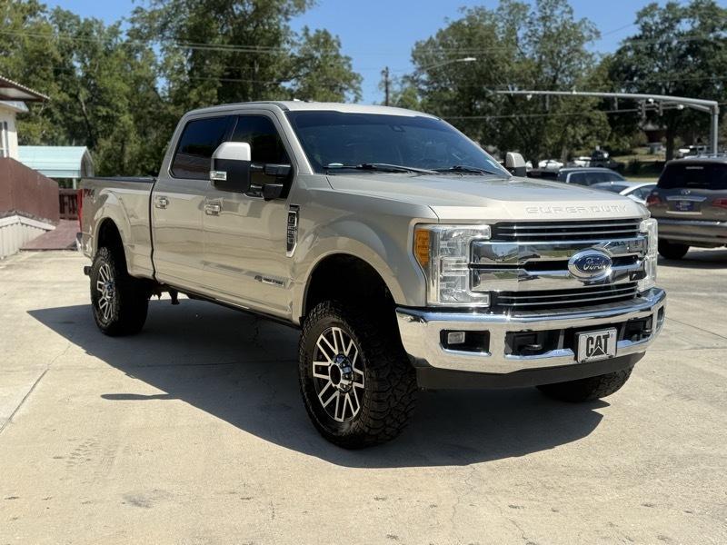Ford F-250 SD Lariat SuperCab 4WD 2017