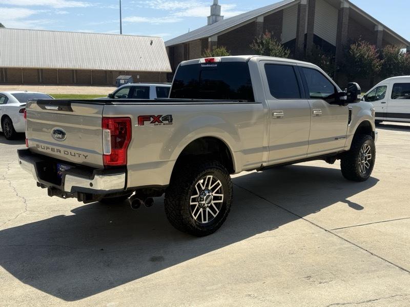 Ford F-250 SD Lariat SuperCab 4WD 2017