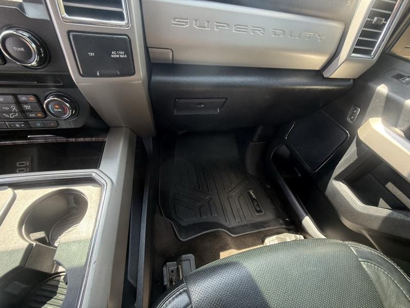 Ford F-250 SD Lariat SuperCab 4WD 2017