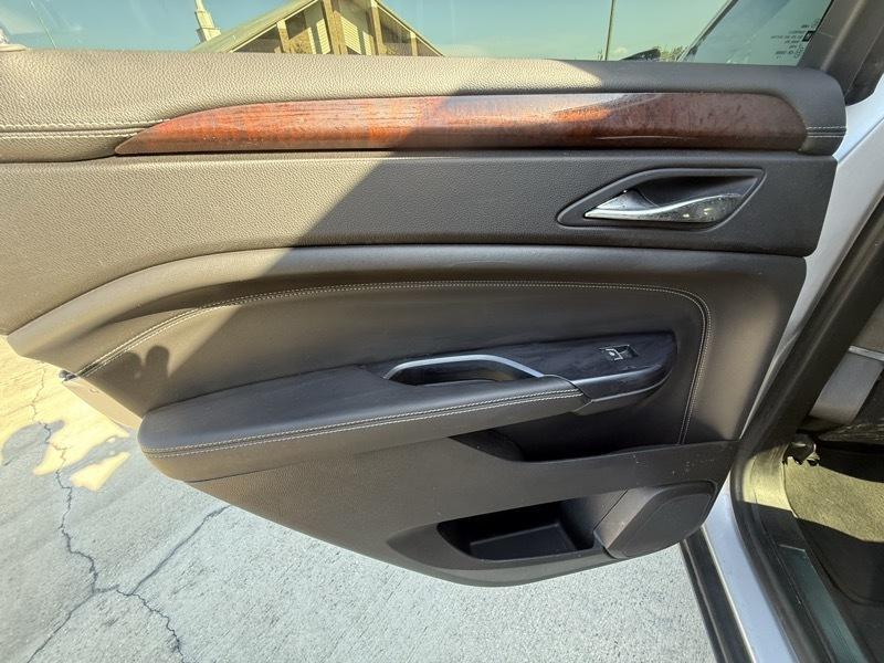Cadillac SRX Luxury Collection FWD 2014