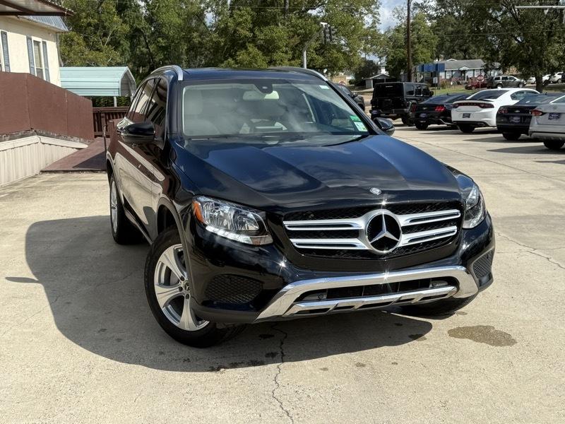 2017 Mercedes-Benz GLC-Class GLC300