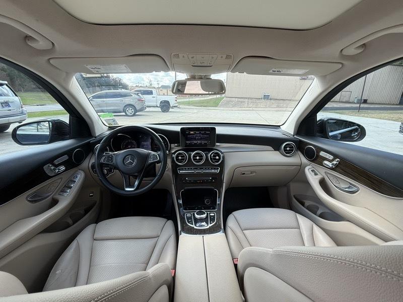 Mercedes-Benz GLC-Class GLC300 2017