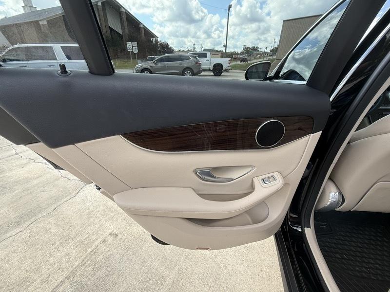 Mercedes-Benz GLC-Class GLC300 2017