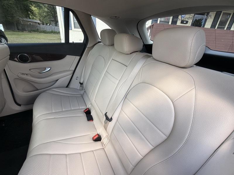 Mercedes-Benz GLC-Class GLC300 2017