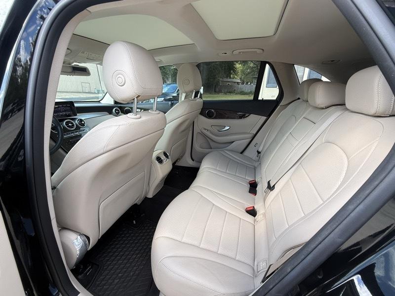 Mercedes-Benz GLC-Class GLC300 2017
