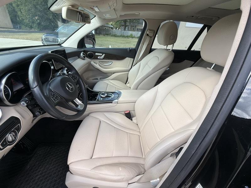 Mercedes-Benz GLC-Class GLC300 2017