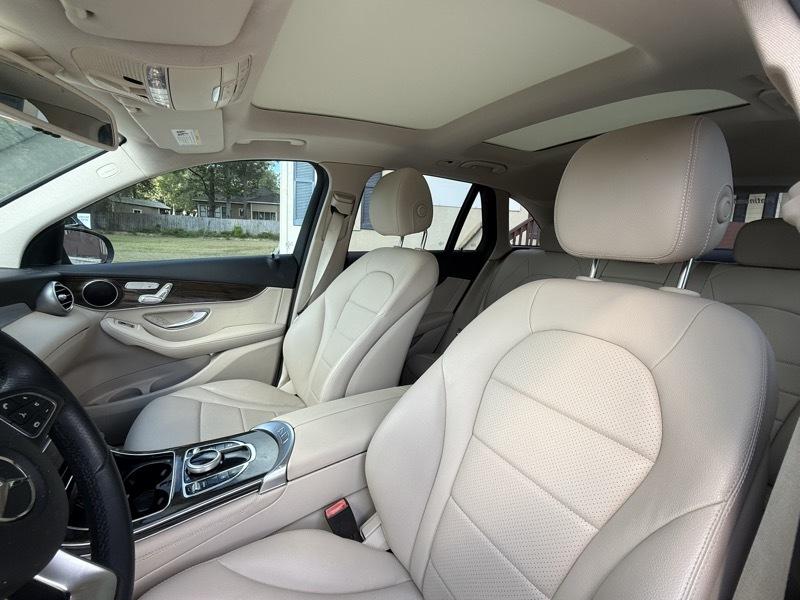 Mercedes-Benz GLC-Class GLC300 2017