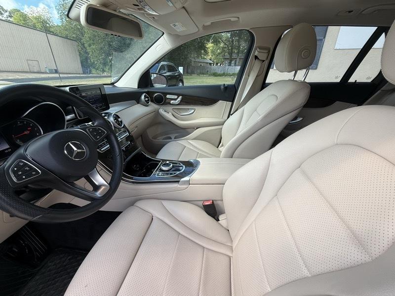 Mercedes-Benz GLC-Class GLC300 2017