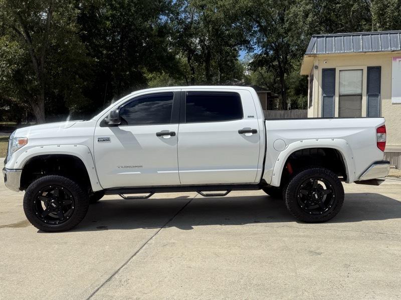 Toyota Tundra SR5 5.7L V8 FFV CrewMax 4WD 2014