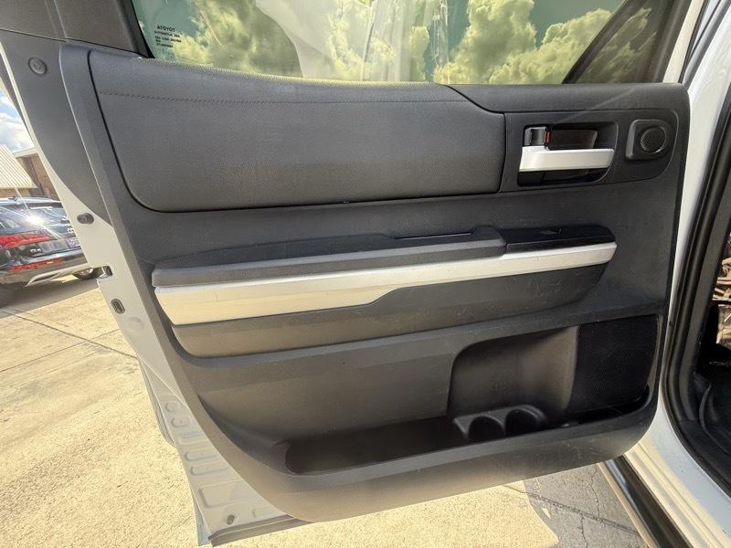 Toyota Tundra SR5 5.7L V8 FFV CrewMax 4WD 2014