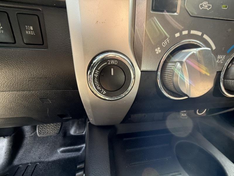 Toyota Tundra SR5 5.7L V8 FFV CrewMax 4WD 2014