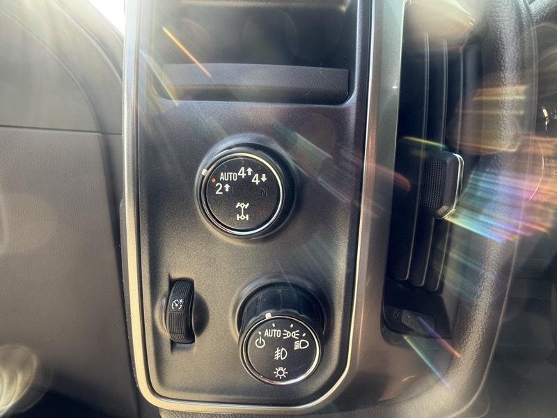 Chevrolet Silverado 1500 4WD Crew Cab 153.0" LTZ w/1LZ 2018