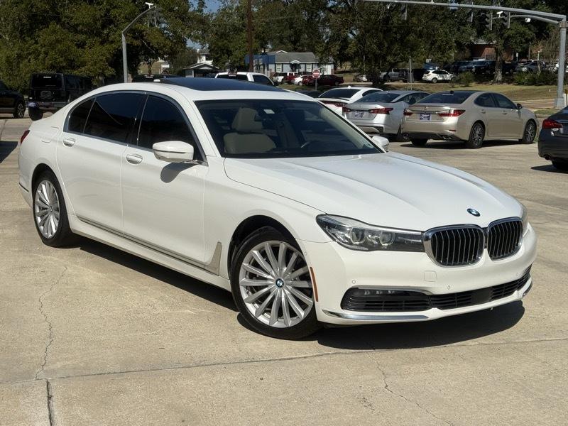 BMW 7-Series 740i 2018