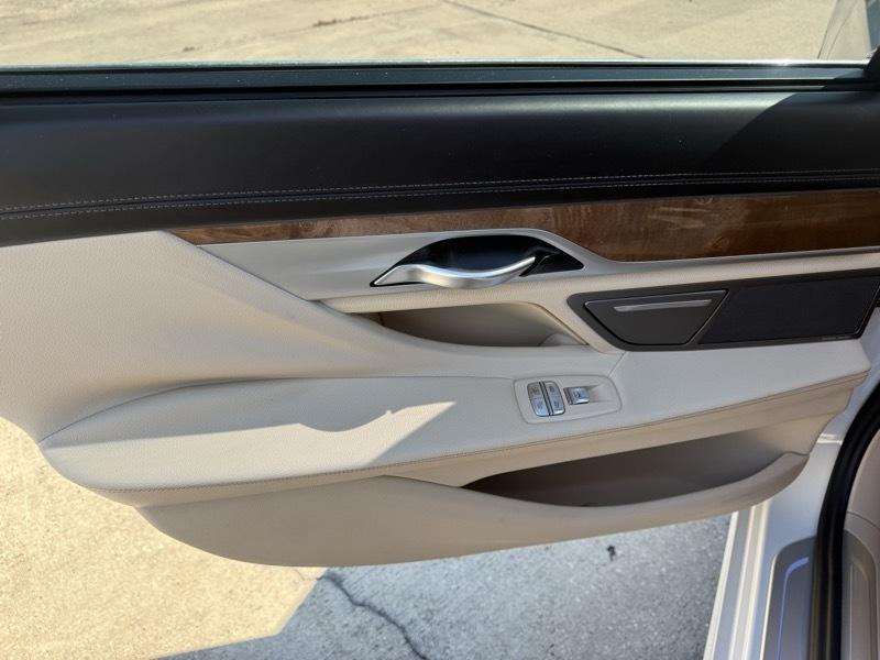 BMW 7-Series 740i 2018