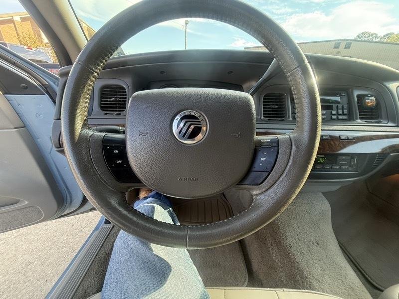 Mercury Grand Marquis LS 2009