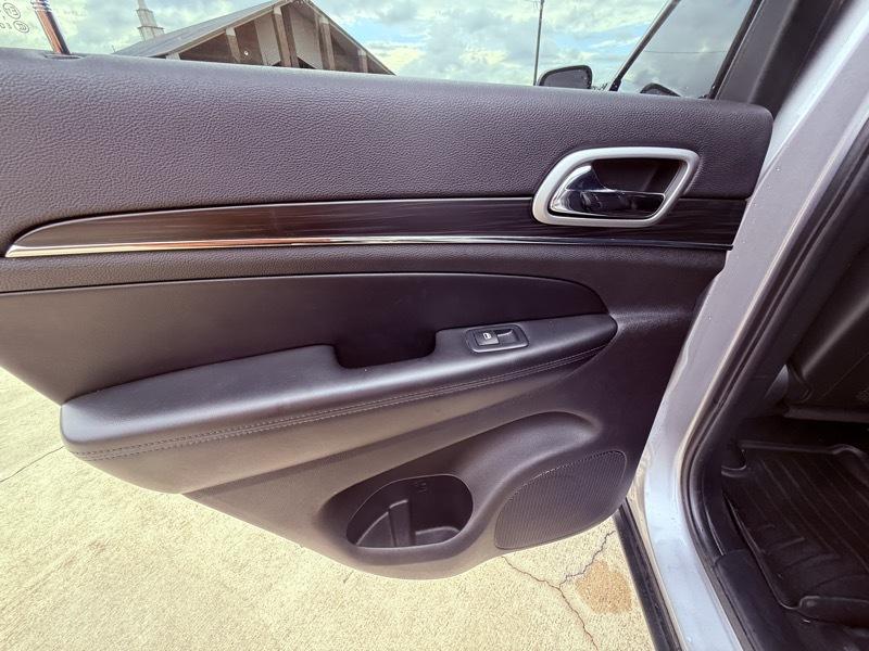 Jeep Grand Cherokee Limited 2WD 2019