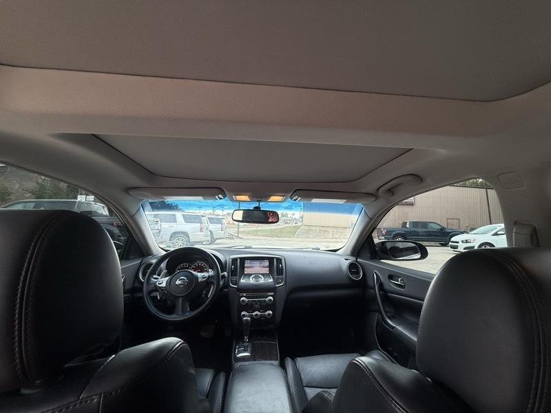 Nissan Maxima SV 2014