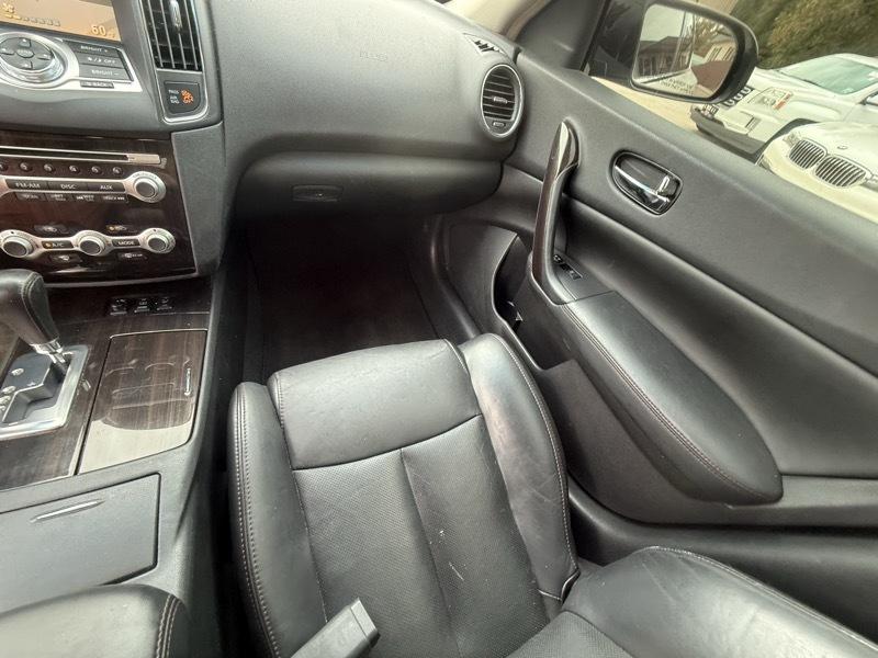 Nissan Maxima SV 2014