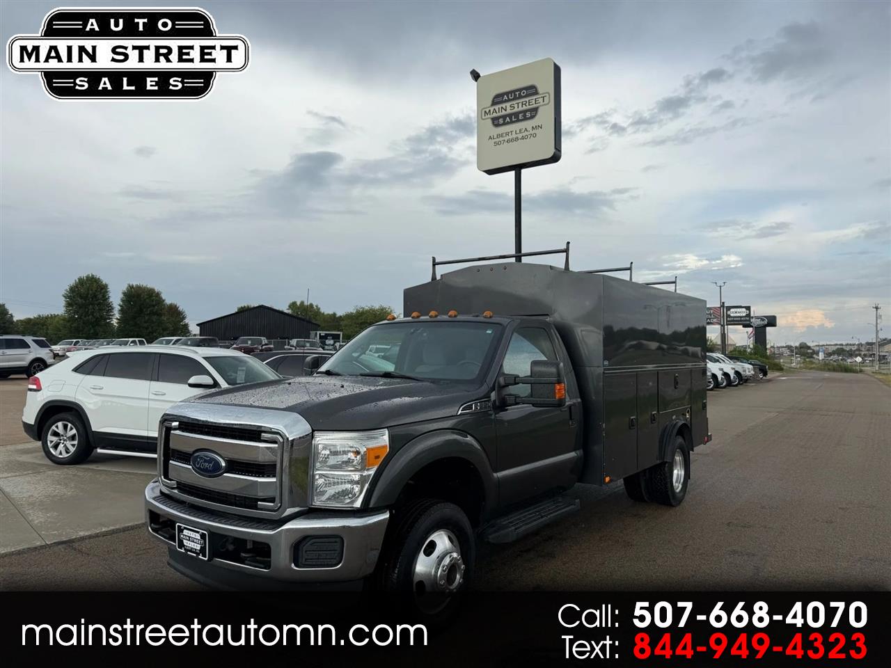 2016 Ford F-350 SD XLT Cab & Chassis 2D