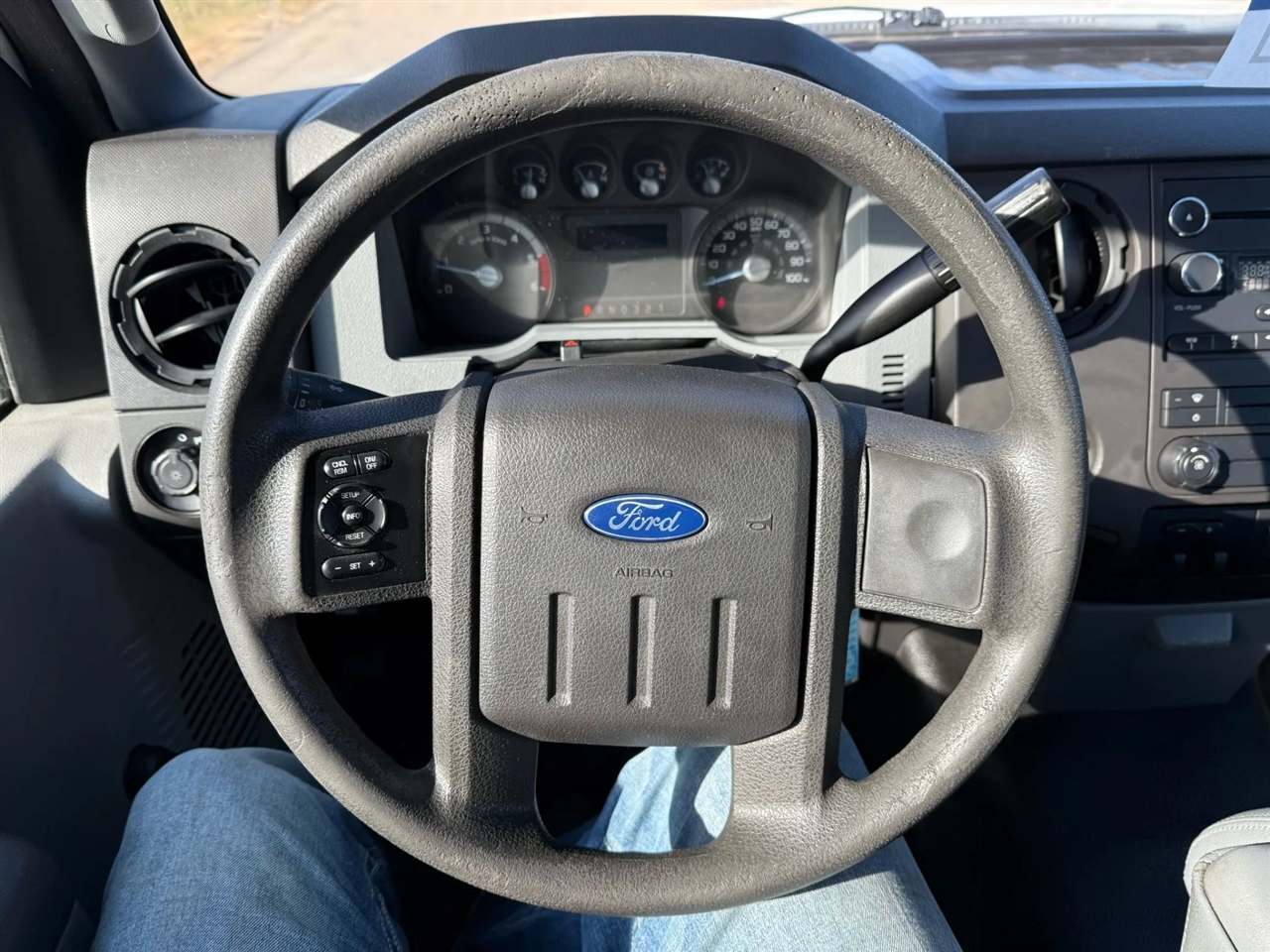 Ford F-550  2015 Ford F-550  2015