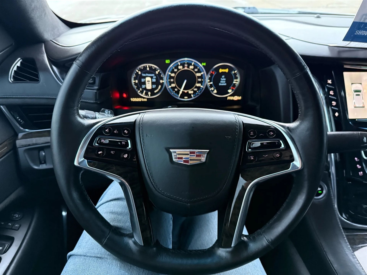 Cadillac Escalade  2015