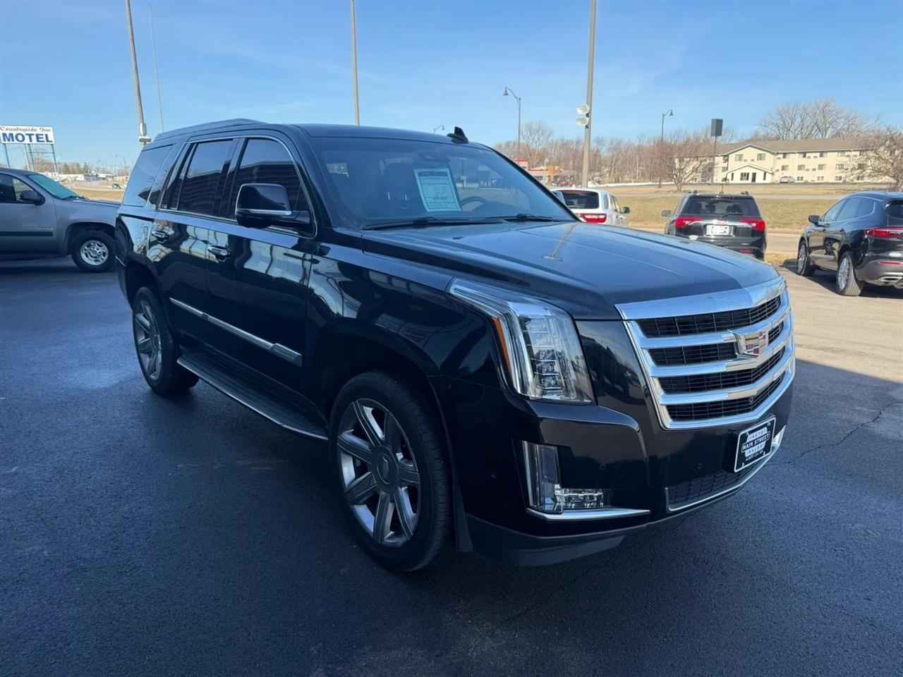 Cadillac Escalade  2017