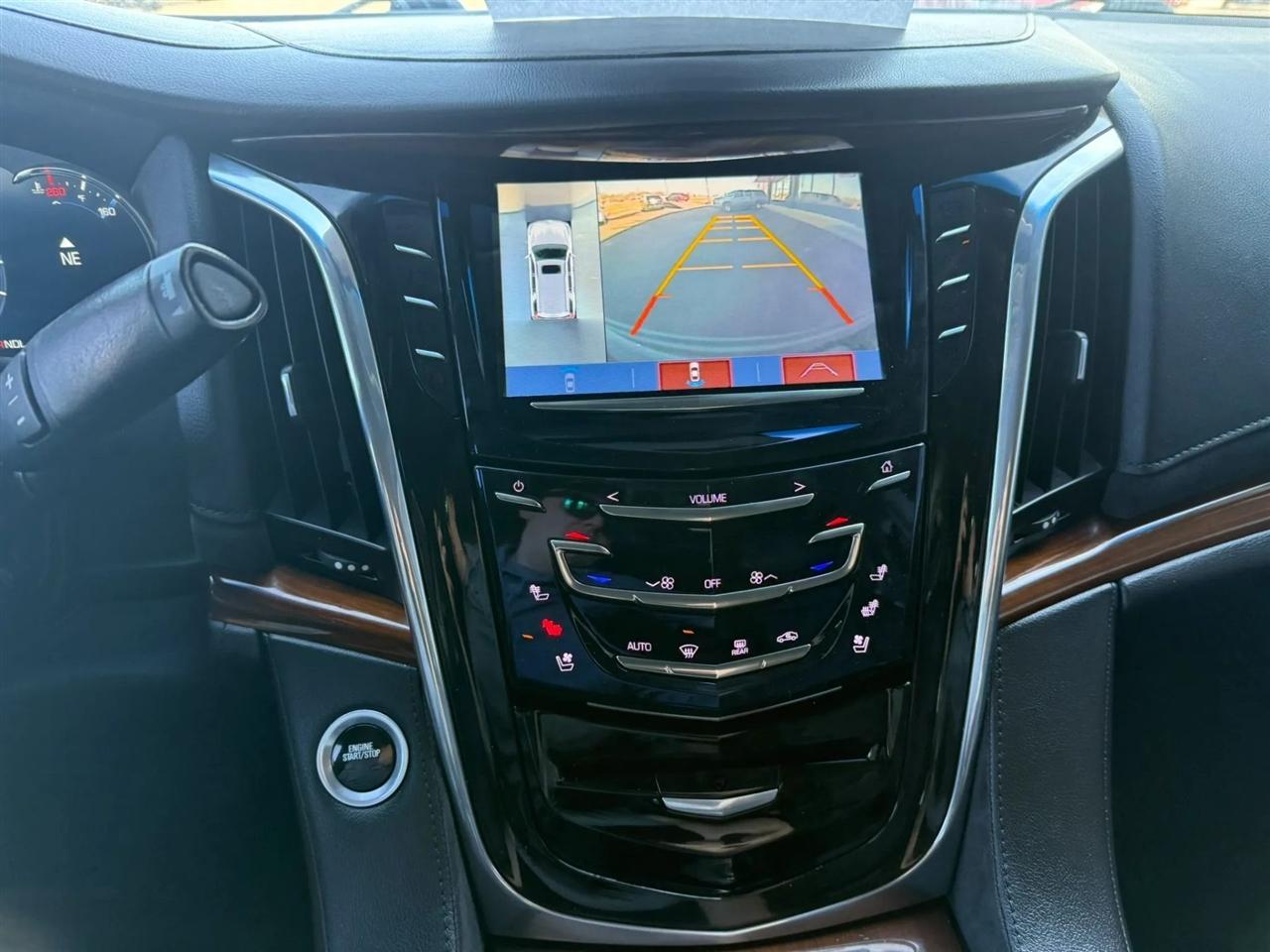 Cadillac Escalade  2017