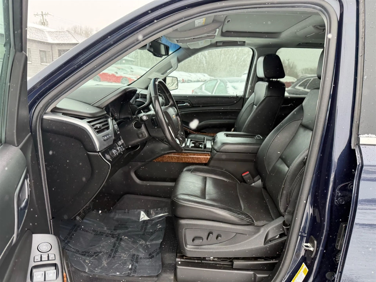 Chevrolet Suburban  2018