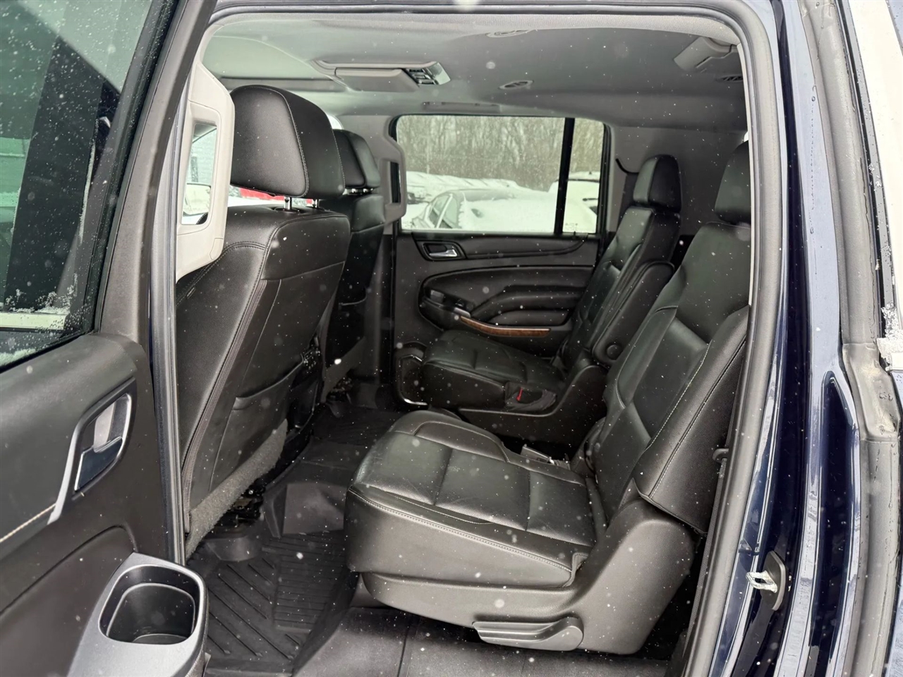 Chevrolet Suburban  2018