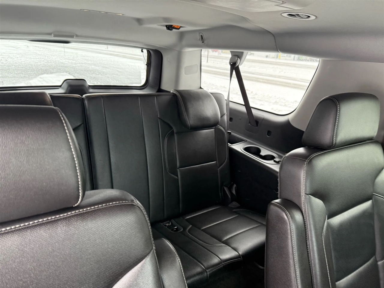 Chevrolet Suburban  2018