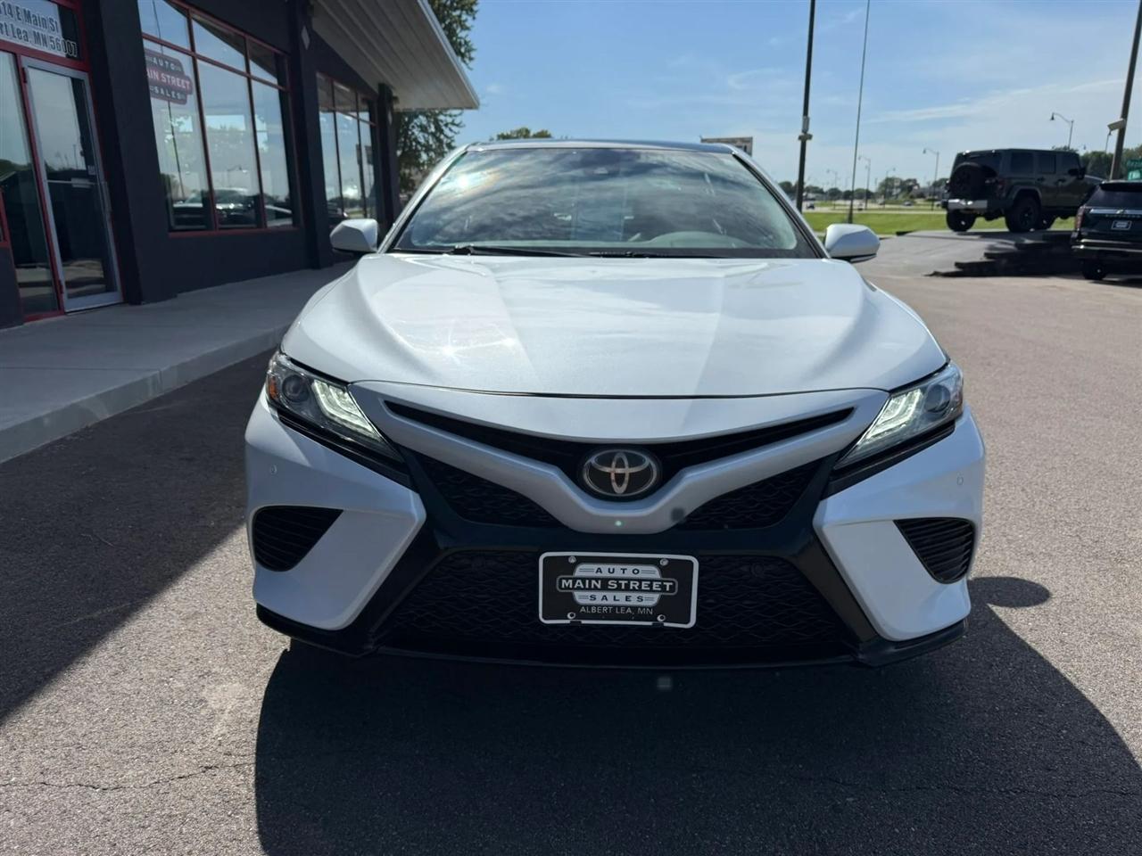 Toyota Camry  2018