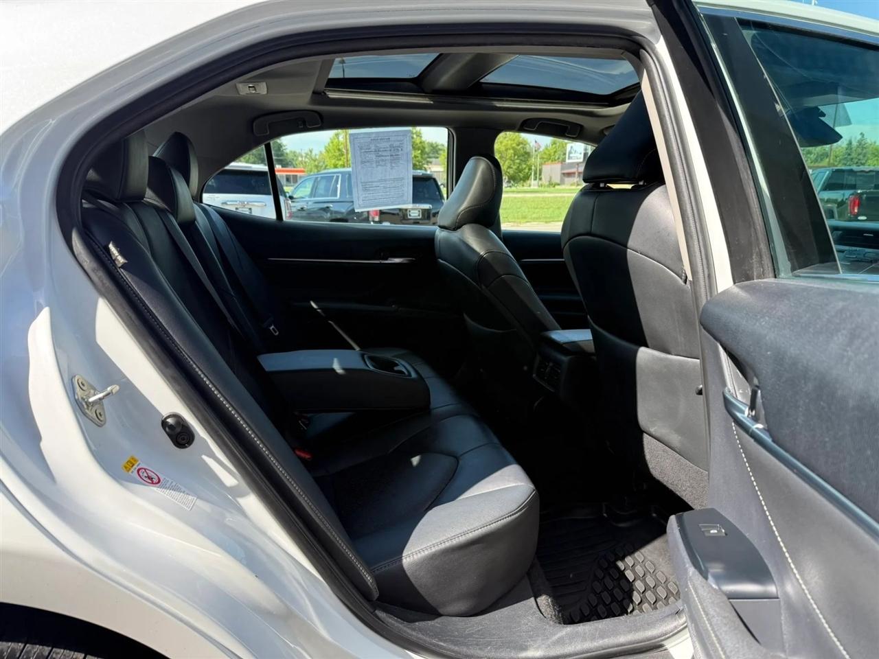 Toyota Camry  2018