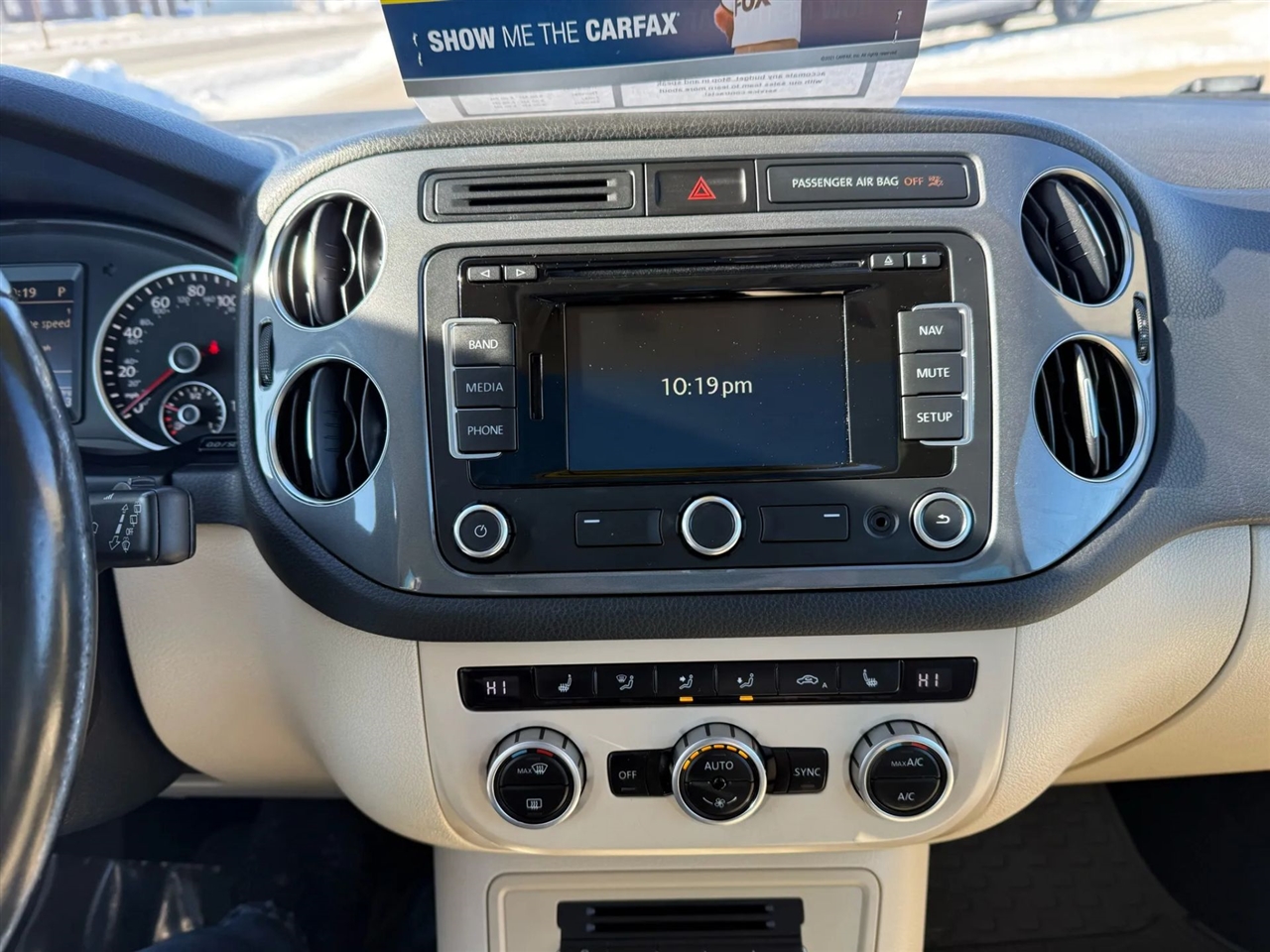 Volkswagen Tiguan  2015