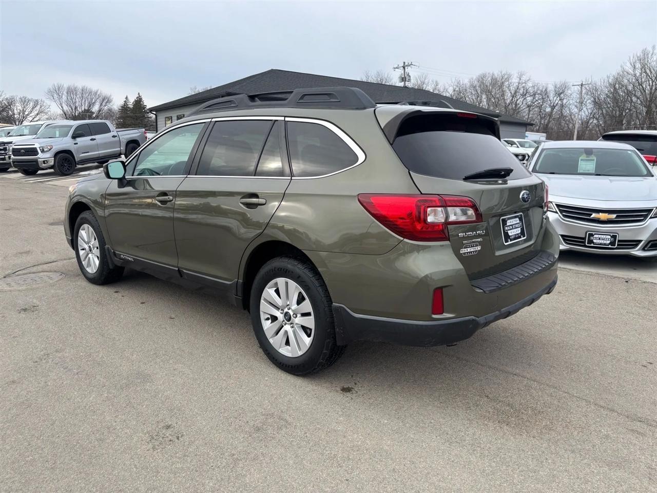 Subaru Outback  2015